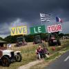 Am dritten Tag der Tour de France kam das Teilnehmerfeld unter anderem durch Carnac, Illertissens Partnerstadt in der Bretagne.  
