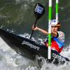 Elena Lilik gewinnt bei der Kanuslalom-Weltmeisterschaft Silber im Kajak und Gold im Canadier. 