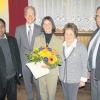 Seit 40 Jahren ist Erika Körting (Mitte) Mitglied bei der KAB. Dazu gratulierten ihr (von links) Präses Pater Thomas, Diözesansekretär Peter Ziegler, Frauenvorsitzende Marianne Herb und Vorsitzender Hartmut Rentke.  