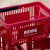 Immer wieder werden die Einkaufskörbe von Rewe-Kunden mit nach Hause genommen.