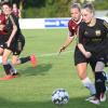 Anders als hier bei der Partie gegen Glött konnten die VfB-Damen (hier mit Linda Löw am Ball) am Wochenende zu Hause gegen Gerolsbach ein Tor erzielen. Die Partie ging allerdings mit 1:2 verloren. 	