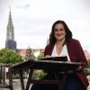 Lena Schwelling sitzt seit 2014 im Ulmer Gemeinderat und ist seit 2021 Landesvorsitzende der Grünen. Die 31-Jährige tritt bei der OB-Wahl an.