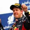 Sebastian Vettel stand zum ersten Mal in der noch jungen Formel-1-Saison ganz oben: Der Weltmeister fuhr in Bahrain seinen ersten Sieg ein.  