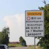 Vom kommenden Montag an ist die Bundesstraße 25 zwischen Marktoffingen und MInderoffingen wegen Belagsarbeiten rund sieben Wochen gesperrt. Die entsprechenden Hinweisschilder wurden bereits aufgestellt. 