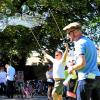 Nicht nur die Kinder hatten ihre Freude beim Freiluft-Programm des Theaterfests. Bei dem herrlichen Spätsommerwetter hielten sich die Besucher gerne auf der großen Wiese im Martinipark auf. 	