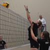 Mittelblockerin Bianca Köntopf und die Volleyballerinnen des TSV Aichach holten den ersten Saisonsieg. Foto: Beate Rappel