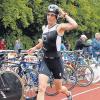 Sie führt die Wahl zum Sportler des Jahres an: Michaela Harnischfeger (hier beim Triathlon in Königsbrunn).  