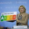 Budnesernährugnsminsiterin Julia Klöckner stellt den farbigen Nutri-Score vor.