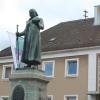 Christoph von Schmid vor dem alten Thannhauser Rathaus. (Archivfoto)