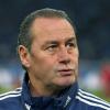 Trainer Huub Stevens und der FC Schalke 04 gehen getrennte Wege. Foto: Kevin Kurek dpa