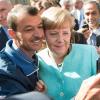 Selfie mit Flüchtling: Dieses Foto von Bundeskanzlerin Merkel ging um die Welt.