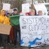 Die Schüler und Studenten, die am Freitagnachmittag in Ingolstadt demonstrierten, setzen sich für einen besseren Klimaschutz ein.