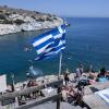 Die Griechen haben zumindest auf manchen Inseln ihre Strände (wieder) für sich.