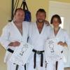 Gute Laune wegen der bestandenen Dan-Prüfungen herrschte beim Karate-Club Neuburg: (Von links) Thomas Würmser, Josef Ries und Tina Löffler.  	