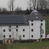 Auch heute noch nutzt die Denzel Mühle in Silheim die Wasserkraft des Osterbachs zur Energiegewinnung. Auch Fotovoltaikanlagen sind weit verbreitet. 
