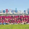 Das Jugendblasorchester Bibertal vor der beeindruckenden Skyline von Chicago. 