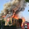 Rund einen Monat später erschütterte ein Großfeuer Augsburg. Das Caritas-Sozialzentrum in Göggingen brannte anfang Juli 2018 ab. Die Ermittler gehen von Brandstiftung aus.