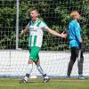 Gut gebrüllt: Franz Losert traf beim 5:1-Sieg der SG Stätzling II/Igenhausen über den TSV Friedberg doppelt. Gäste-Torhüter Tobias Greim ist bedient. Die Niederlage bedeutete auch den Verlust der Tabellenführung. Foto: Christian Kolbert