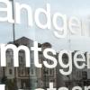 Ein 71-jähriger Mann wurde vom Schöffengericht in Augsburg zu drei Jahren Haft verurteilt, weil er seine Enkelin missbraucht hat.