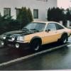 Den ersten eigenen Rennwagen, einen gelben Opel Manta B, steuerte der Bühler Lastkraftwagenfahrer zu zahlreichen Siegen. 	