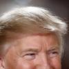 Die Frisur des amerikanischen Präsidenten ist als Perücke im Fasching sehr beliebt – und nicht nur sie. Allerdings gibt es die begehrten Trump-Kostüme nicht überall zu kaufen. 