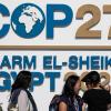 Das Logo des UN-Klimagipfels COP27 im International Convention Center im Badeort Sharm El-Sheikh.