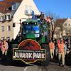 Sonne satt und strahlende Gesichter: Der Faschingsumzug in Offingen lockte viele Besucherinnen und Besucher an.