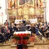 Mit einem festlichen und stimmungsvollen Konzert zur Weihnachtszeit begeisterten die Rothtalmusikanten das Publikum in der gut gefüllten Stephanus-Kirche.