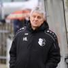 Er möchte mit seiner Mannschaft am liebsten schon in Babenhausen den Klassenerhalt in der Bezirksliga fix machen: Stätzlings Trainer Helmut Leihe.  	 	
