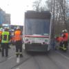 In der Augsburger Remboldstraße ist eine Straßenbahn der Linie 64 entgleist. Es gab zahlreiche Ausfälle und Verspätungen: Es wurde niemand verletzt.