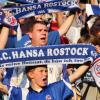 Die Fans des FC Hansa Rostock freuen sich über den Aufstieg.