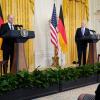 Bundeskanzler Olaf Scholz (links) und US-Präsident Joe Biden geben eine Pressekonferenz im Weißen Haus. Der Fokus liegt auf der Ukraine-Krise.