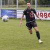 Landsbergs Andreas Fülla behielt nach einem langem Solo die Nerven gegen den Torhüter von Türkspor Augsburg. 	