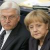 Getrübter Blick: Bundeskanzlerin Angela Merkel (CDU) ist nicht mehr beliebteste Politikerin in Deutschland. Außenminister Frank-Walter Steinmeier (SPD) hat sie überholt. 