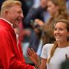 Djokovic's Coach Boris Becker und Ehefrau Jelena Risitic freuen sich über den Sieg des Serben.