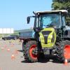 Präzision war beim Schlepper-Turnier in Altensteig gefragt. Mit den großen Fahrzeugen mussten die Teilnehmer sicher rangieren.  	