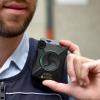 Ab Herbst tragen auch Polizisten in Landsberg sogenannte Bodycams.