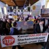 Das Thema „Strom“ ist im Raum Meitingen nahezu unübersehbar. Heute wird der 10000-Einwohner-Ort zum Schauplatz einer Demonstration gegen die geplante Stromautobahn. 