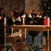 Ließ die Weihnachtszeit noch einmal aufleben: der Chor Leuchtfeuer bei seinem Konzert in der Hofkirche in Neuburg. Beim Konzert ging es besinnlich und festlich zu. 	