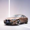 BMWs Concept i4 hat eine Traktionsbatterie von rund 80 Kilowattstunden an Bord, genug Energie für bis zu 600 Kilometer Reichweite.