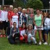 Vertreter der fünf Mannschaften mit Organisatorin Waltraud Thätig (im hellgrünen Shirt).  	