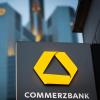 Der Abstieg des Dax-Gründungsmitglieds Commerzbank scheint kaum noch abwendbar.