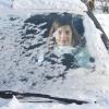 Winterliche Straßenverhältnisse machen jetzt auch im Augsburger Land den Autofahrern zu schaffen. 