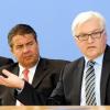 Wer wird Kanzlerin Angela Merkel herausfordern? Die SPD hat ihren Kanzlerkandidaten noch nicht bekanntgegeben. Diese drei Männer sind im Gespräch: Peer Steinbrück (links), Sigmar Gabriel (Mitte) und Frank-Walter Steinmeier. 