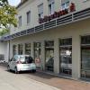 Die Sparkassen-Filiale in Augsburg-Bärenkeller wurde im August 2015 überfallen. Nun wurde der mutmaßliche Täter gefasst.