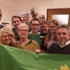 Die Gersthofer Grünen haben 15 Bewerber für den Stadtrat nominiert. Sie unterstützen auch den parteilosen Bürgermeister Michael Wörle (links).  	