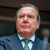 Altkanzler Gerhard Schröder hat sich trotz des Angriffskriegs in der Ukraine nicht von Kremlchef Putin distanziert.