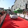 Die Maximilianstraße in Augsburg stand am Sonntag im Zeichen der Fuggerstadt Classic. Dort gab es über hundert Oldtimer zu bestaunen.