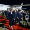 Bundespräsident Frank-Walter Steinmeier und seine Frau Elke Büdenbender bei ihrer Ankunft in Kambodscha. Auch der fünftägigen Südost-Asien-Reise besuchen sie auch Malaysia.