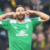 Claudio Pizarro wechselt nach der Saison vom SV Werder Bremen zum FC Bayern. Allerdings nicht als Spieler.